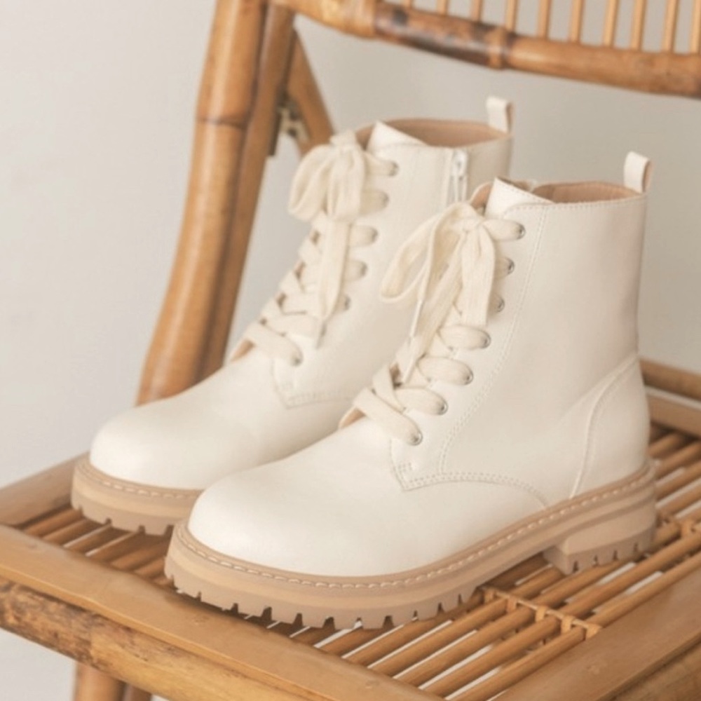 Oasis Society Military Short Boot - Size 8 - Never Worn